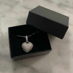 Sterling silver sparkly heart pendant necklace